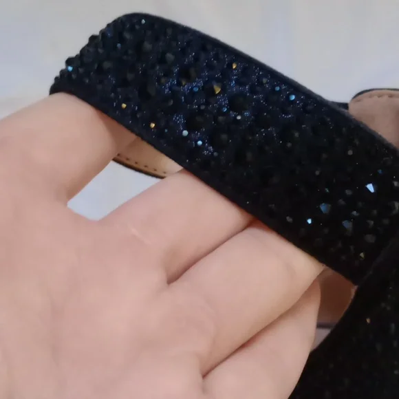 Dream Pairs Glittery Black Heels, Size 8 - Picture 13 of 13